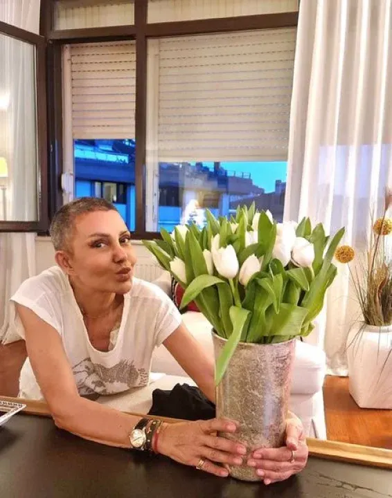 Serap Paköz Meme Kanseriyle Mücadele Ettiğini Açıkladı