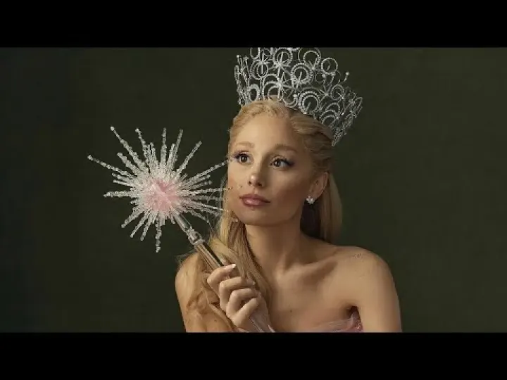Popun Kraliçesi Yeni Yaşında: Ariana Grande Doğum Gününü Zirvede Kutluyor!