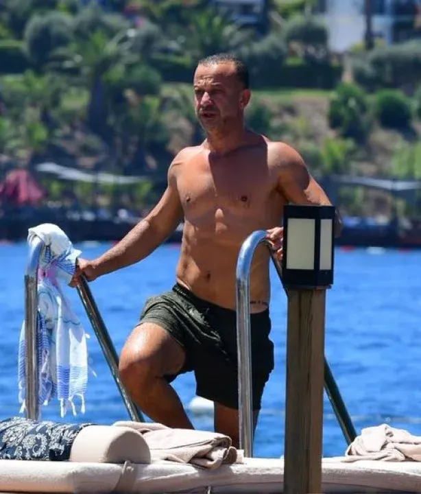 Rıza Kocaoğlu Bodrum Tatilinde Görüntülendi