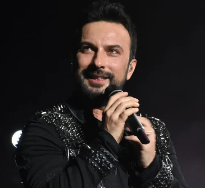 Tarkan’dan Dikkat Çeken “Palyaço” Paylaşımı: Sosyal Medyada Gündem Oldu