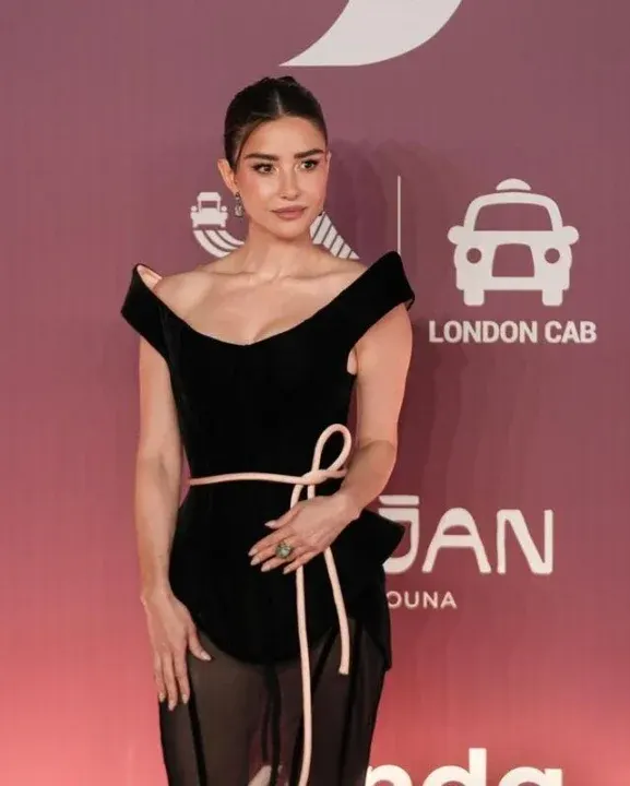 Özge Gürel ve Yiğit Koçak, El Gouna Film Festivali’nin Kırmızı Halısında