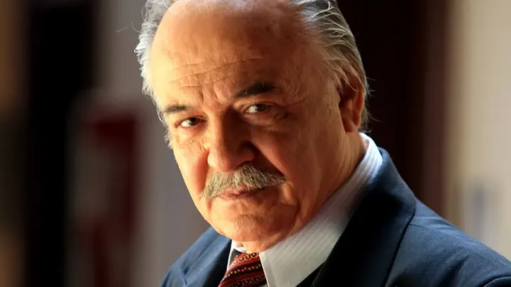 Çetin Tekindor'dan Sevenlerini Endişelendiren Haber: Hastanede Tedavi Görüyor