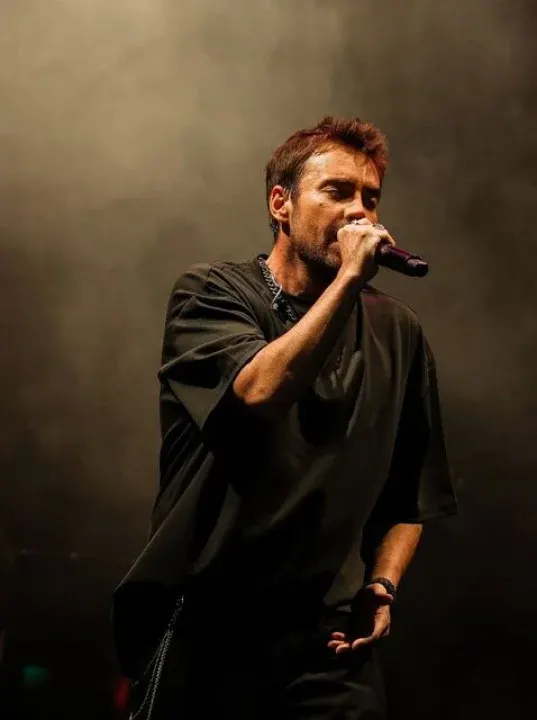 Murat Dalkılıç'tan Merve Boluğur Açıklaması: Sosyal Medyadaki Eleştiriye Yanıt Verdi