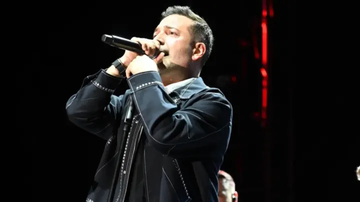 Oğuzhan Koç Konserinde Gerginlik: Seyirciye “Çık Dışarı” Diye Seslendi