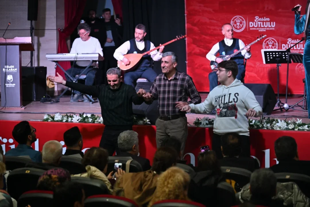 Manisa'da 'Anadolu Türküleriyle Konserler Başladı'