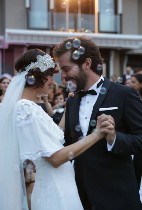 Nehir Erdoğan’dan Dikkat Çeken Evlilik Açıklaması: “Yanlışlıkla Evlenmişiz”