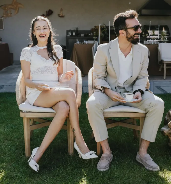 Hira Koyuncuoğlu ile Baran Sulhan Nişanlandı