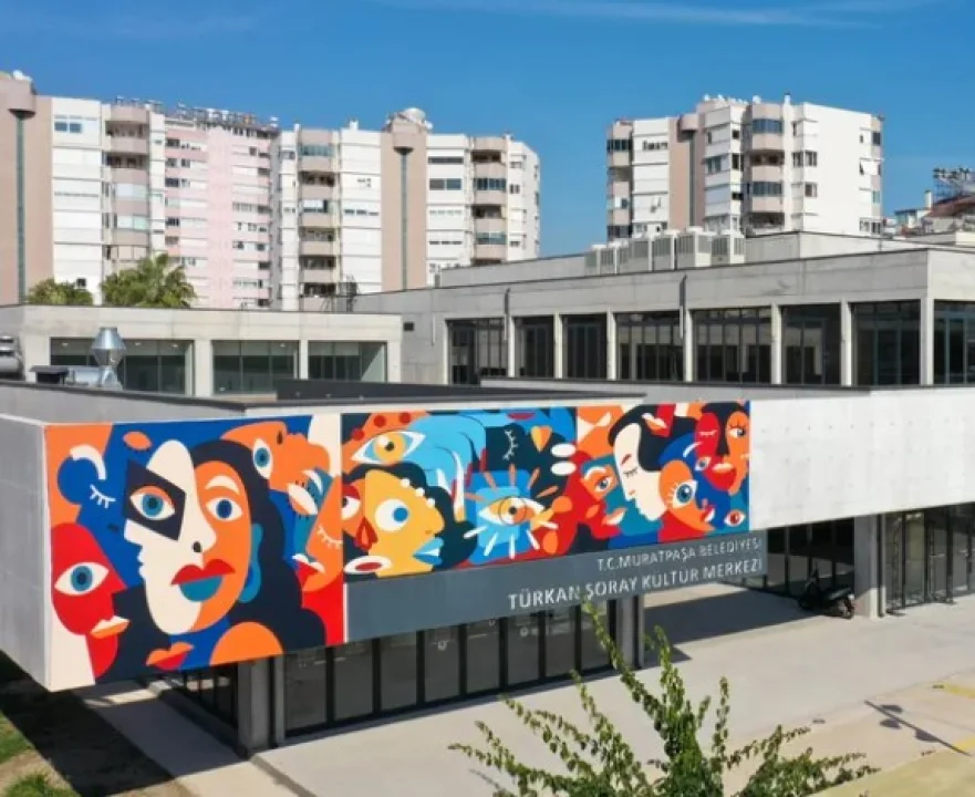 Sanat Tutkunları, Muratpaşa'da 'Mistik Dokular' Sergisinde Toplanıyor