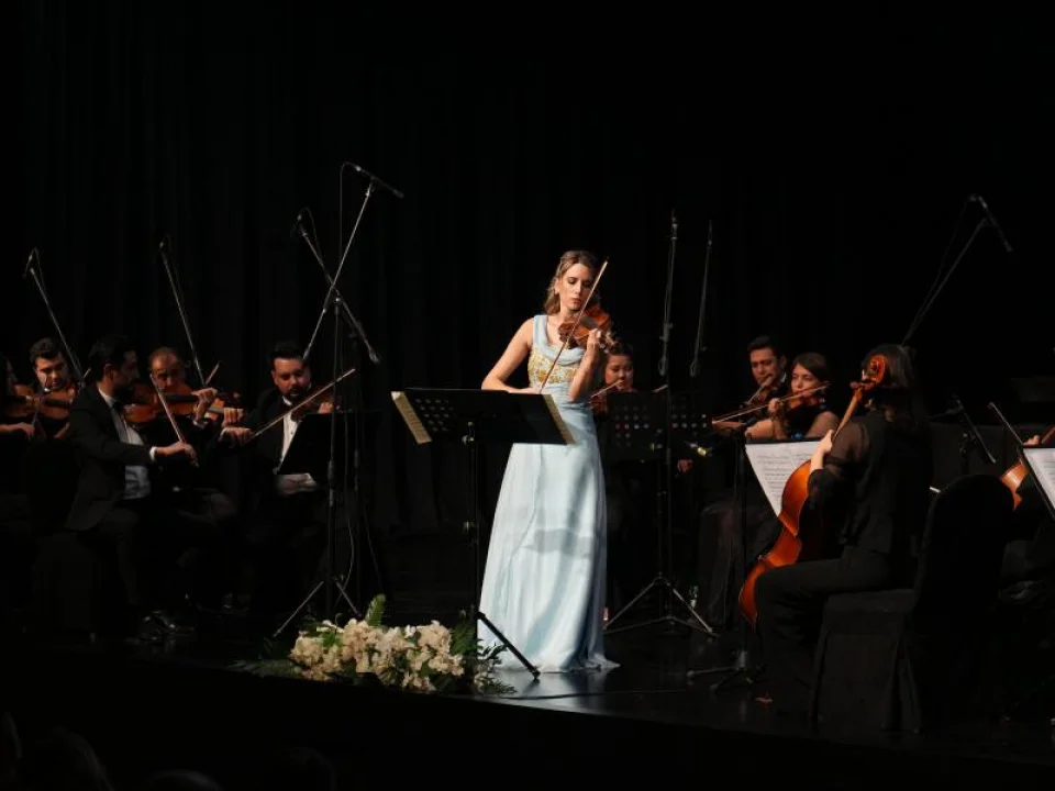 Mersin Büyükşehir Belediyesi Oda Orkestrası İlk Performansını Gerçekleştirdi