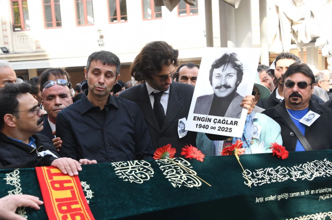 Yeşilçam’ın Efsane İsmi Engin Çağlar’a Gözyaşlarıyla Veda