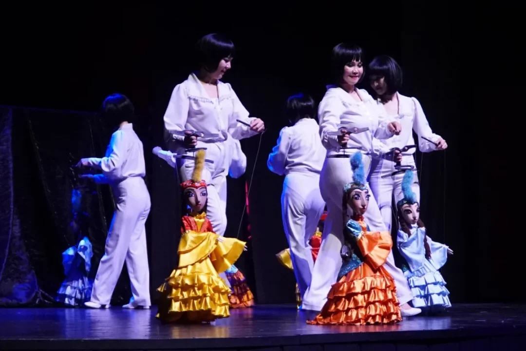 Karagöz Festivali, Bursa'da Dünyayı Buluşturuyor